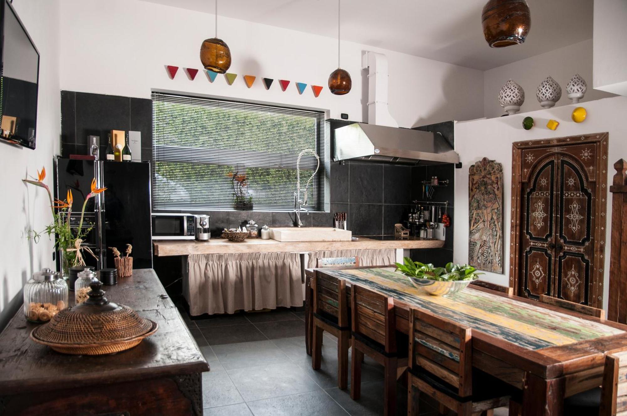 Bed and Breakfast Seven Maze Charming House Бари Экстерьер фото