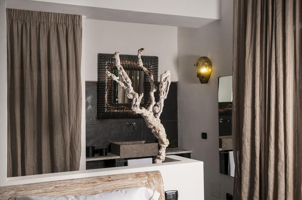 Bed and Breakfast Seven Maze Charming House Бари Номер фото