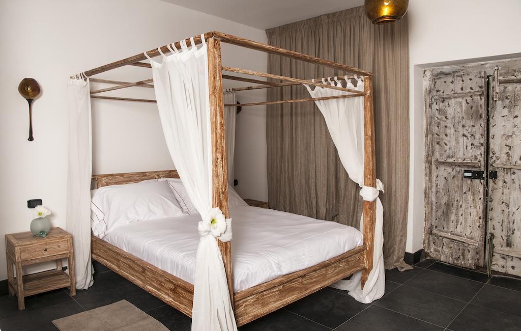Bed and Breakfast Seven Maze Charming House Бари Номер фото